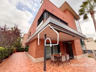 Casa en Torrent Ballester. Excelente casa a 4 vientos en torrente ballester