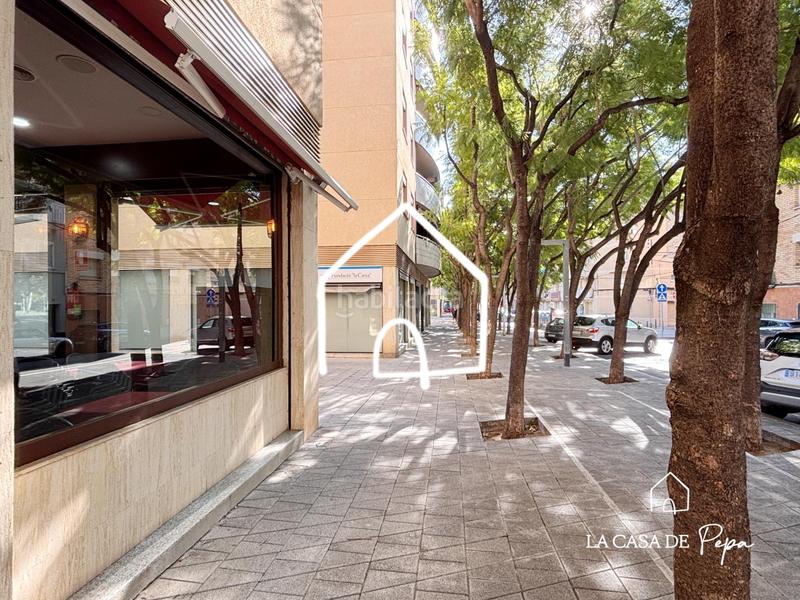 Foto 4be57c39-4ca0-495b-86eb-ec80f8e34d2b. Location local commercial dans Centre Viladecans