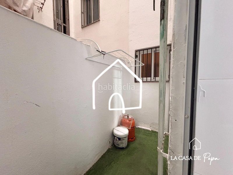 Foto 08c16635-057c-4f2f-95c8-a409ff06ff01. Planta baixa a Centre Viladecans