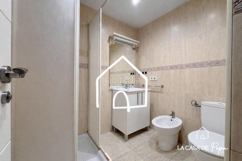 Foto 4d2c0607-b647-4c4c-bd49-768edb67c6dd. Planta baixa a Centre Viladecans