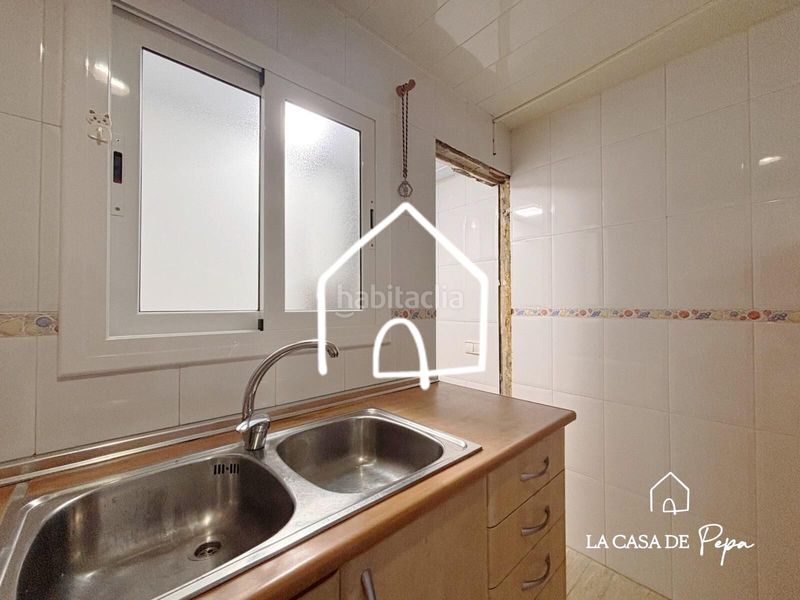 Foto 824ebe9b-a593-457a-83c8-026903a2cb34. Planta baixa a Centre Viladecans