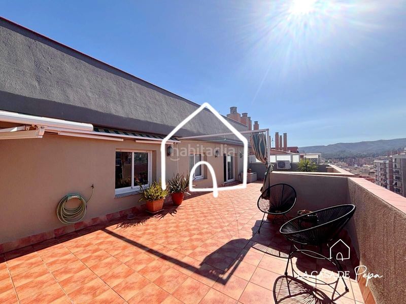 Foto 51cfa9f7-2918-40d4-8dca-1671c026e9d1. Àtic amb calefacció a Centre-Estació Gavà