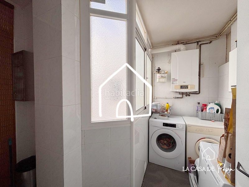 Foto 852a5125-5046-4bc7-af4b-cdd443ae508c. Àtic amb calefacció a Centre-Estació Gavà