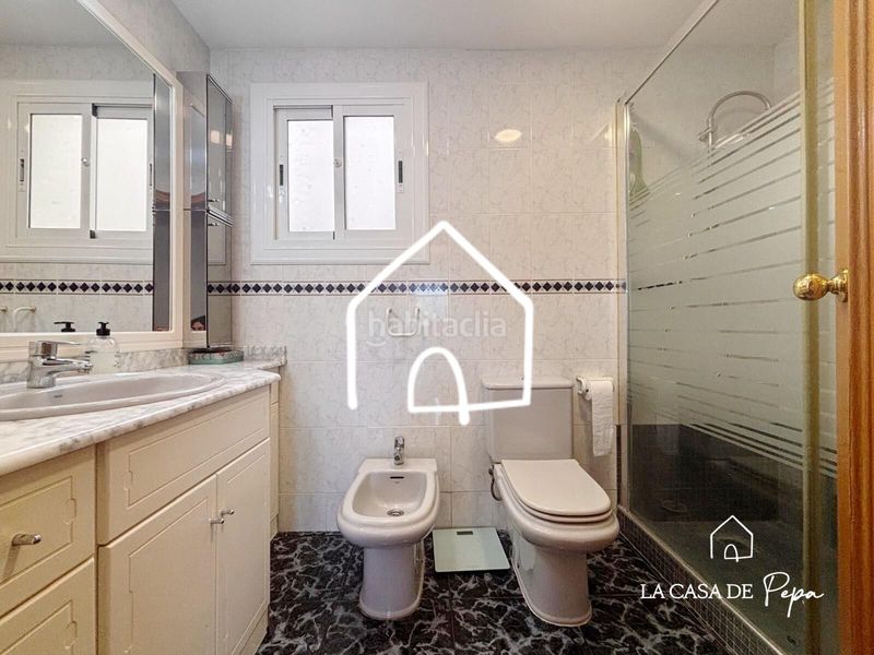 Foto 9375ca83-f429-49d7-b1a3-b1fbd100a2e5. Àtic amb calefacció a Centre-Estació Gavà