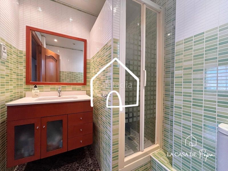 Foto 9cd442da-2885-4f6d-a1e6-8542a498a78b. Àtic amb calefacció a Centre-Estació Gavà