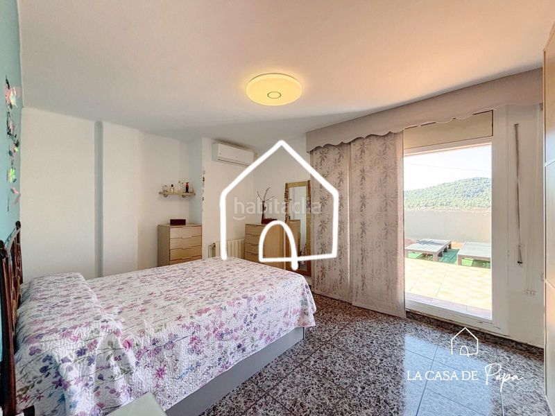 Foto a9e387c7-97d4-4a5e-8907-c1f234ace02f. Àtic amb calefacció a Centre-Estació Gavà