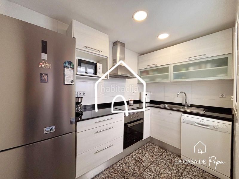 Foto fc000aa6-3258-45e1-a08c-0d2144d785de. Àtic amb calefacció a Centre-Estació Gavà