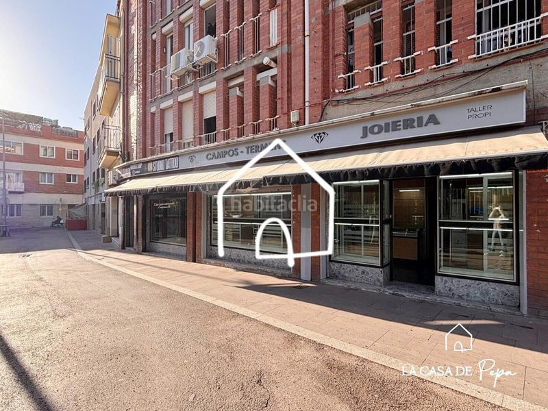 Foto 0eed0359-96fb-4e64-a111-9b3b36f37a43. Local comercial a Centre Viladecans