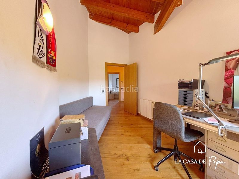 Foto a149f638-46ce-45b2-88f8-d7ad7c830019. Casa amb calefacció aparcament piscina a Begues