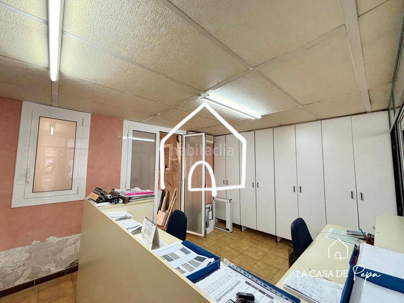 Foto 1db7cf98-cdba-4750-a03b-9ee3beee5ea1. Local comercial a Centre Viladecans