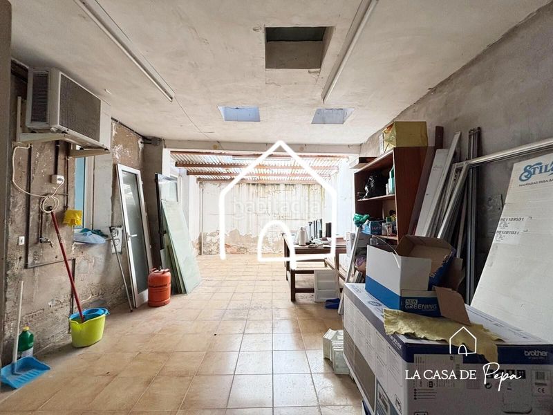 Foto 893a90f6-b0cd-4105-ba0c-8f68acfa67e2. Local comercial a Centre Viladecans