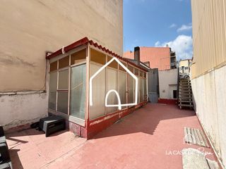 Casa a Can Tintorer-Can Tries. Casa de pueblo para reformar en gavà un lienzo en blanco para cr