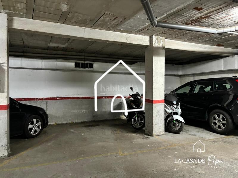 Foto 0ba78ead-9e7a-444f-9ae3-addf3735886f. Autoparkplatz in Centre Viladecans