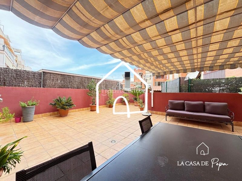 Foto a7cccbf8-b62d-4a5a-96cc-6a8309458412. Piso  con terraza de 140m2 en La Roureda Viladecans