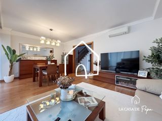 Semi detached house in Torrent Ballester. Casa adosada reformada con buhardilla, jardín y terraza en vilad