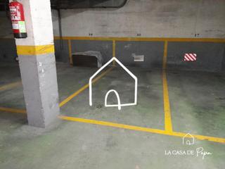 Aparcament cotxe  Calle canonge doctor auguet. Plaza de parking en venta
