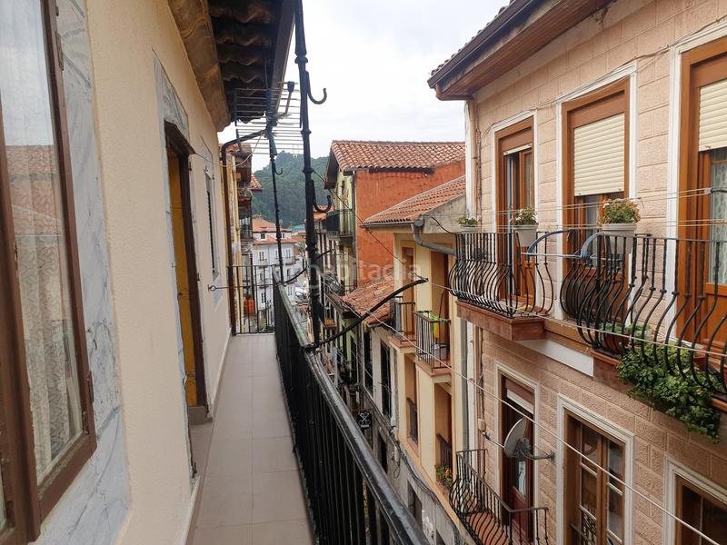 Foto e04740f1-d1c3-4a85-a87c-589a5242001e. Pis a calle ruamayor 8 a Centro Laredo