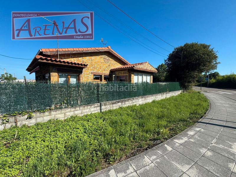 Foto daa0bfb5-028a-4636-a0e4-b91f2511f6ca. Casa en carretera a polígono 21 casa independiente para entrar en Laredo