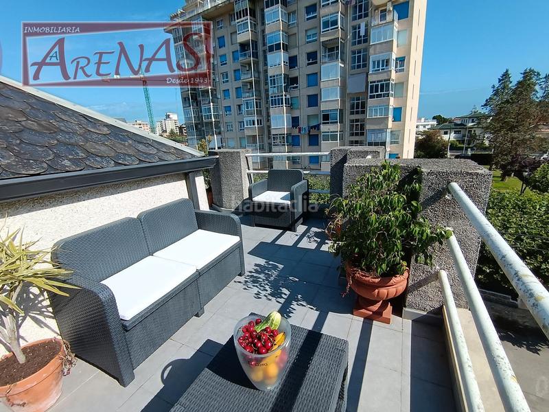 Foto 116d90d0-c069-4d43-8979-14f4ef0dd533. Àtic a calle padre ignacio ellacuría 119 a Carlos V Laredo