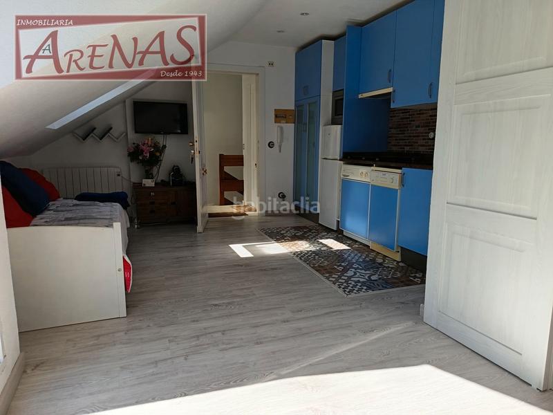 Foto 4cfde851-0c8a-42bd-822a-0a59de9de326. Àtic a calle padre ignacio ellacuría 119 a Carlos V Laredo