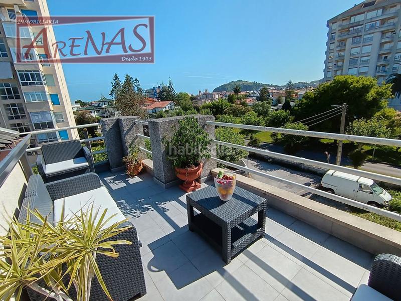 Foto 6e96bf40-a735-41a8-a937-13ab676665f1. Àtic a calle padre ignacio ellacuría 119 a Carlos V Laredo