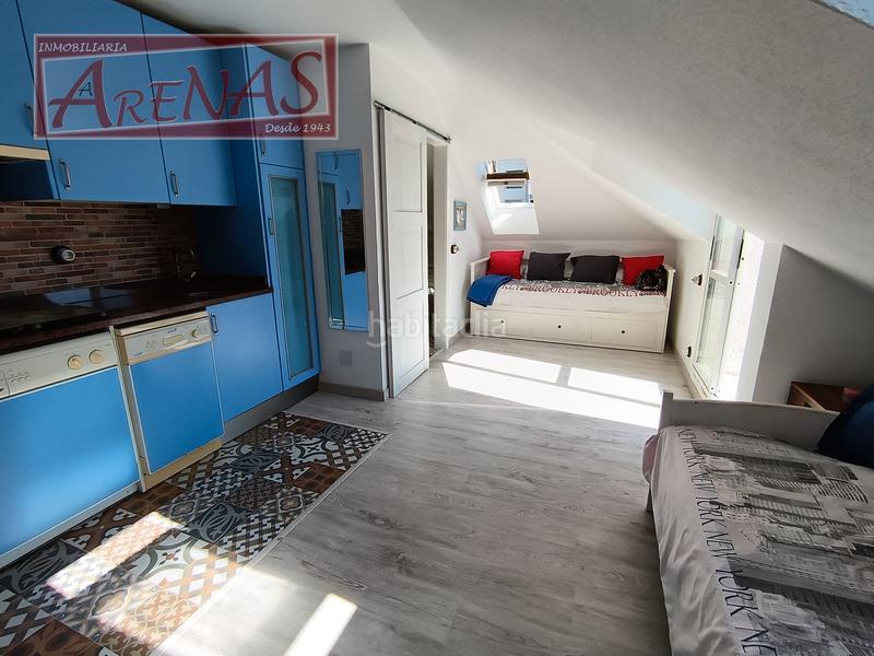 Foto e476be7d-04ad-43e2-9e44-75867dace225. Àtic a calle padre ignacio ellacuría 119 a Carlos V Laredo