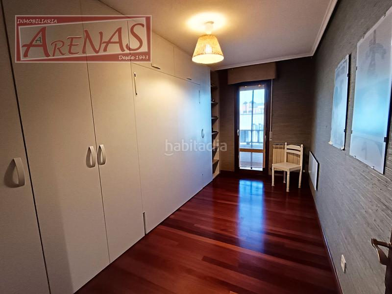 Foto 1d2896ff-3024-467b-8a5d-94731e655962. Etagenwohnung in calle doctor senderos 5 in Carlos V Laredo