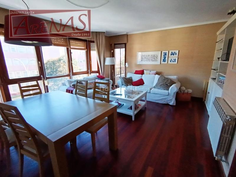 Foto fa499588-cc45-4dad-ad97-11c8c01c9062. Flat in calle doctor senderos 5 in Carlos V Laredo