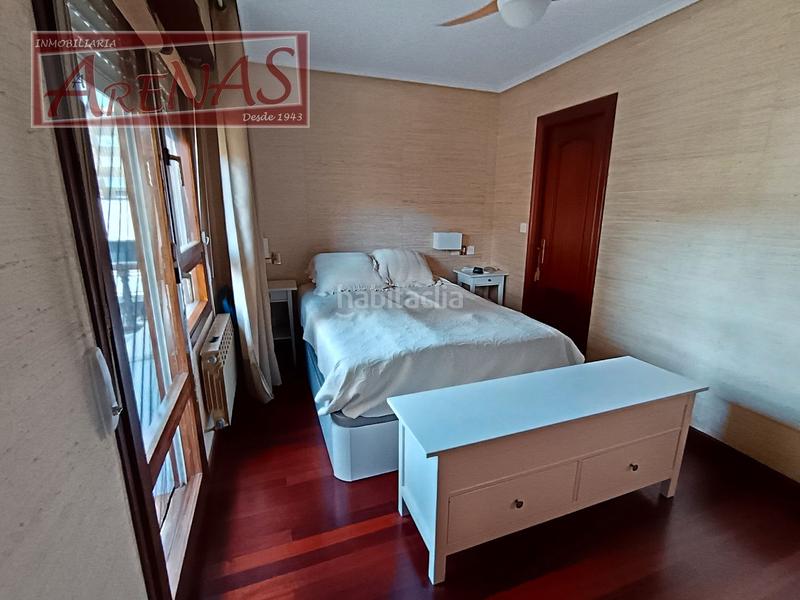 Foto 42973edf-92dc-4089-9afc-91269e287577. Pis a calle doctor senderos 5 a Carlos V Laredo