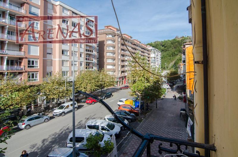 Foto 8745c9b8-1d04-49a6-8dcc-d3b91ad930d8. Appartement dans calle menéndez pelayo 36 dans Centro Laredo