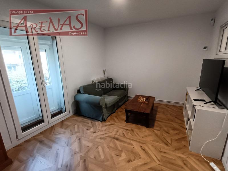 Foto 2a4b464d-f716-44de-bc37-2696fad4d08d. Piso en calle menéndez pelayo 36 en Centro Laredo