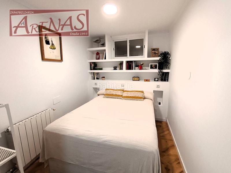 Foto 2b750d37-f12b-4ad3-b0ed-065e427cca3f. Piso en calle menéndez pelayo 36 en Centro Laredo