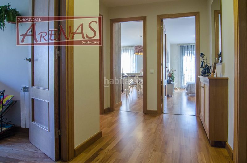 Foto 320a859c-4901-48aa-8013-261b6d504315. Piso en carretera general de gama 31 en Bárcena de Cicero