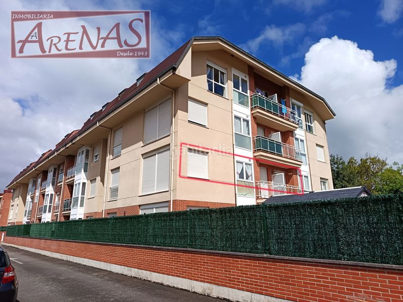 Foto 7184e114-d48c-4bec-9e2d-5e56bd0948e6. Piso en carretera general de gama 31 en Bárcena de Cicero