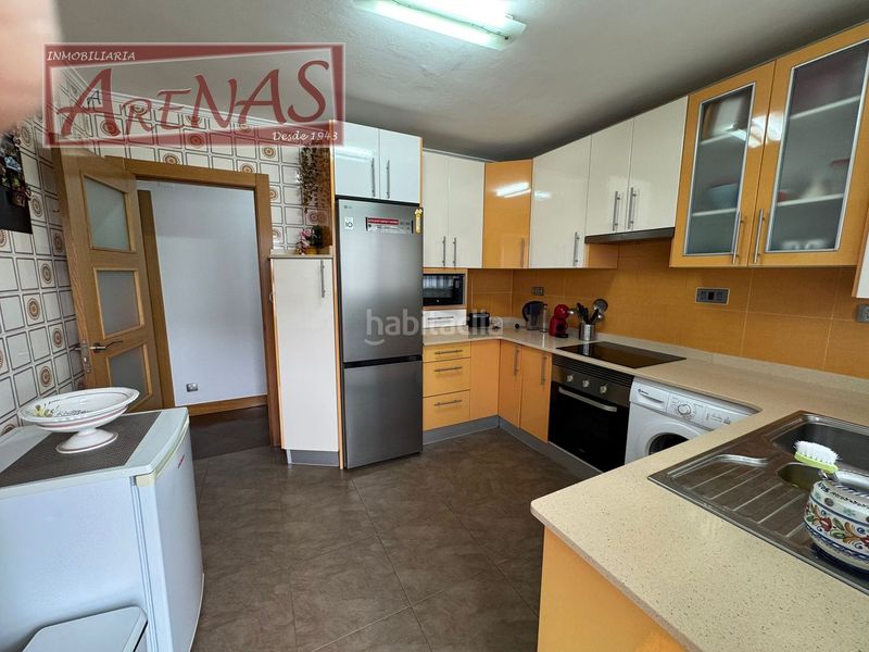 Foto b3b86ba7-37cd-4428-867e-75ca143d3e77. Piso en avenida de francia 55 en Zona Playa Laredo