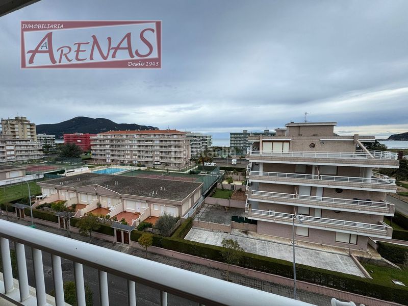 Foto d8304d1e-075e-48a9-9eda-f875f194a06b. Piso en avenida de francia 55 en Zona Playa Laredo