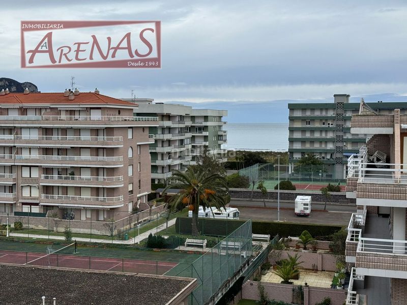 Foto e92849fa-1d6b-45a0-87de-6d48615eb165. Piso en avenida de francia 55 en Zona Playa Laredo