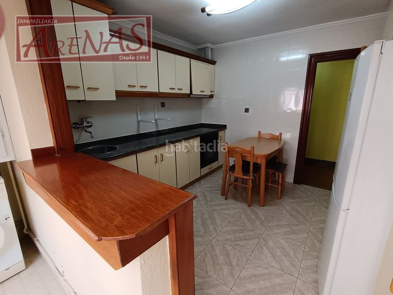 Foto f1f64291-0e08-404b-8072-4ac0ca2a8496. Piso en Centro Laredo