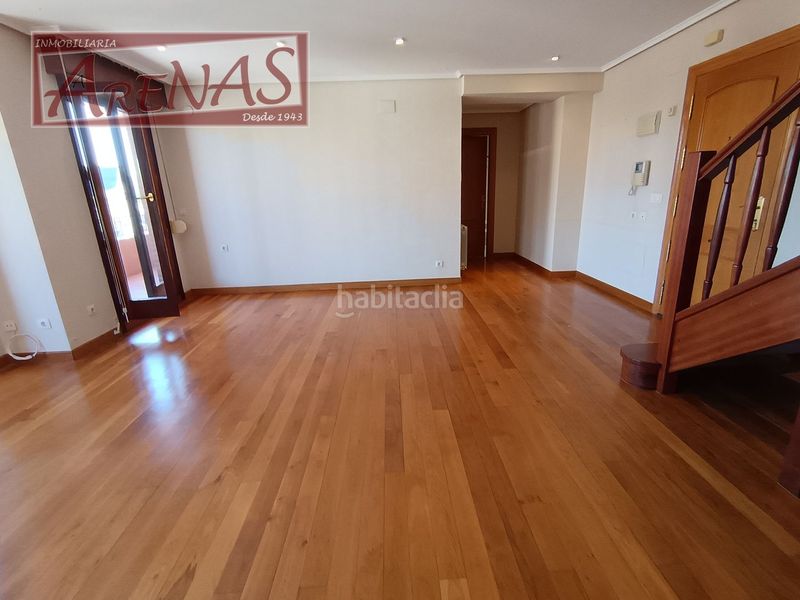Foto 626255c7-ae4f-4718-a6fd-3a0047e33963. Dúplex a travesía los derechos humanos 3 a Carlos V Laredo