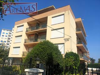 Apartament a Avenida de la libertad 8. Planta baja en el carlos v, al lado de la playa