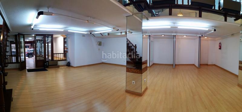 Foto 24a70ae2-edc4-4b0a-a838-b05352f2e9ae. Local comercial a calle emperador 8 a Centro Laredo