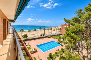 Dachwohnung  Passeig de rafael campalans. Ático de 228 m2 + solárium de 220 m2 en primera línea de playa c