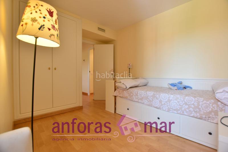 Foto 0a2adb35-3489-46c3-9d11-6113aebc65a1. Penthouse with parking pool in Platja de la Paella Torredembarra