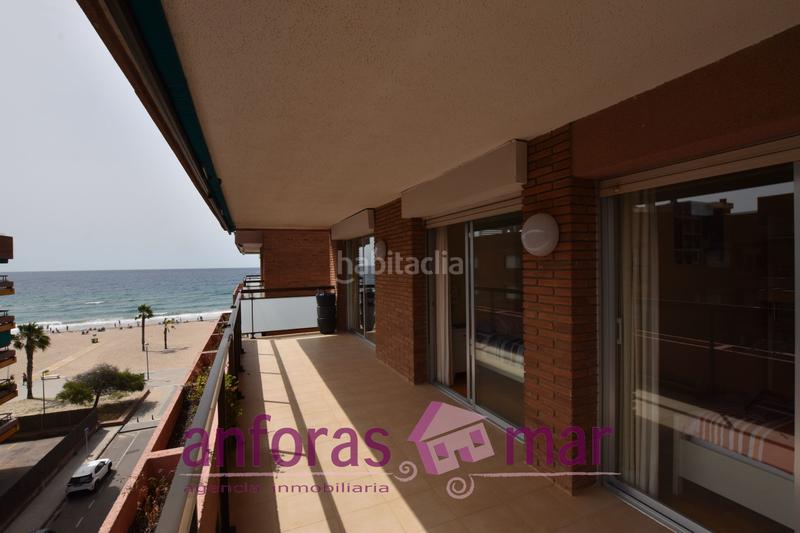 Foto be6cb446-968c-4de6-b563-f3fd076b1c0c. Penthouse with parking pool in Platja de la Paella Torredembarra