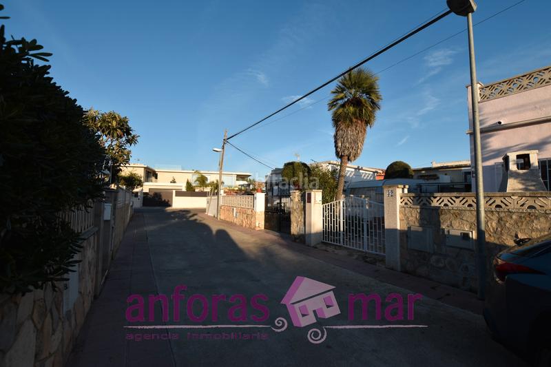 Foto e7b4f558-bfa8-4119-92de-643381402bf8. Casa con camino parcheggio in Clarà Torredembarra