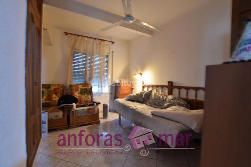 Foto f7d2bdde-1e83-482c-85fc-ae532f312a7b. Casa con camino parcheggio in Clarà Torredembarra