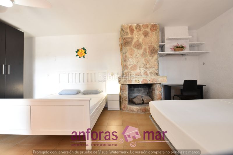 Foto 1d1c3c48-2966-44ed-af55-af9991d7e399. Casa amb xemeneia calefacció aparcament piscina a Creixell