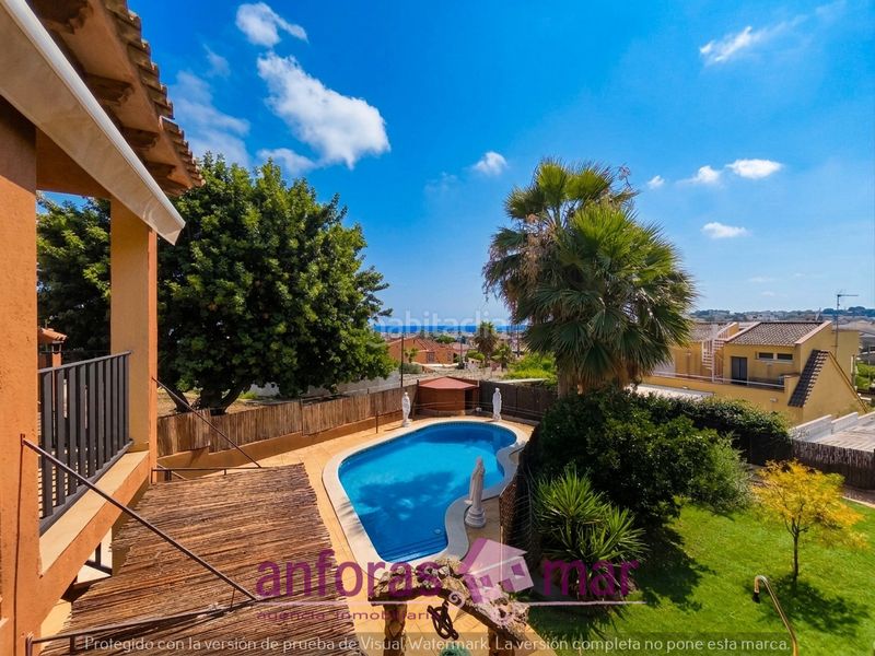 Foto b0695a4e-6f1a-4b89-9d1e-66c181da2217. Casa amb xemeneia calefacció aparcament piscina a Creixell