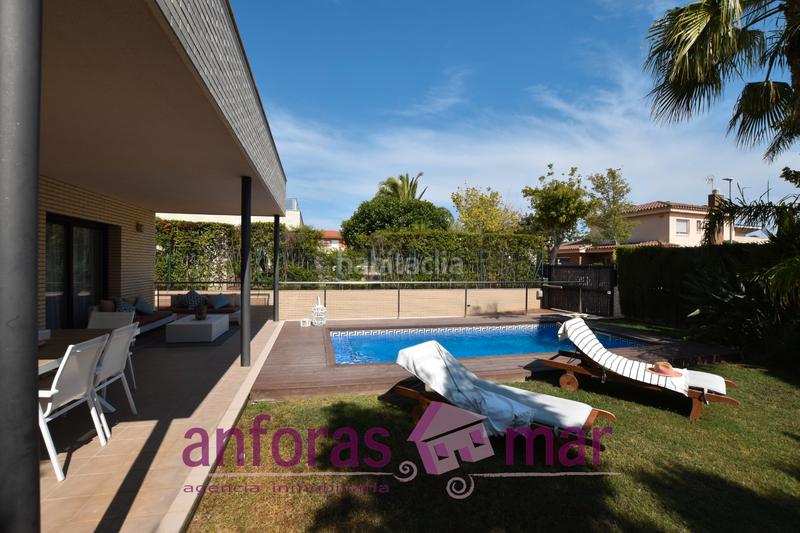 Foto 16eb17de-d713-42c1-9495-cb0d71659109. Casa  independiente con piscina, moderna y como nueva en Cambrils