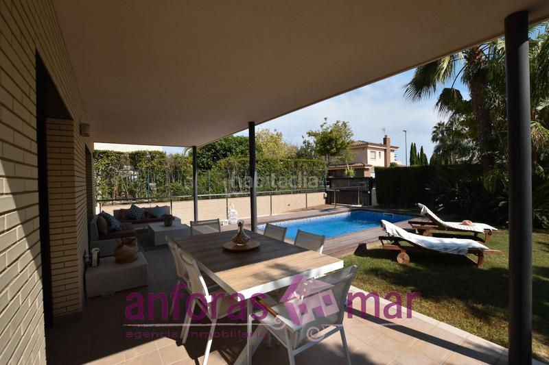 Foto 2ce27254-f6f5-4297-b5e1-da34741459fe. Casa  independiente con piscina, moderna y como nueva en Cambrils